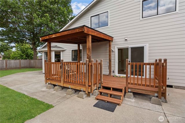 410 Warwick Street, Enumclaw, WA 98022