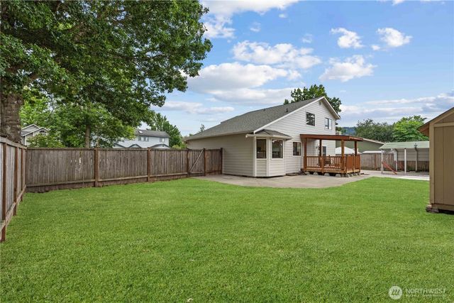410 Warwick Street, Enumclaw, WA 98022