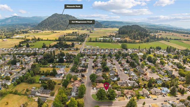 410 Warwick Street, Enumclaw, WA 98022