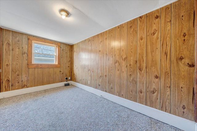 E 228 Beech ST, Covington, VA 24426