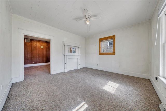 E 228 Beech ST, Covington, VA 24426