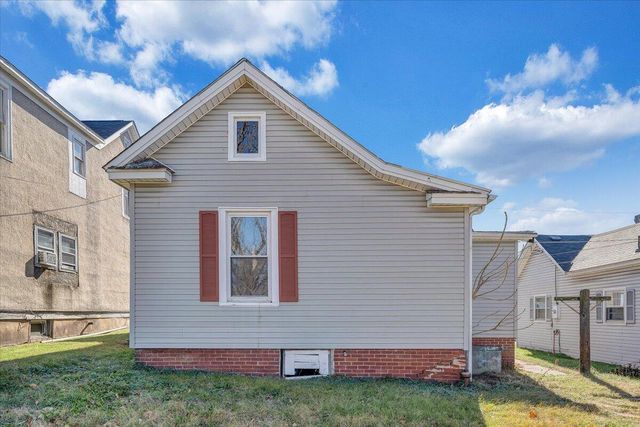 E 228 Beech ST, Covington, VA 24426