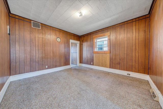 E 228 Beech ST, Covington, VA 24426