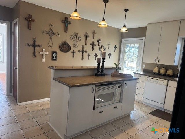 1011 E Main Street, Cuero, TX 77954