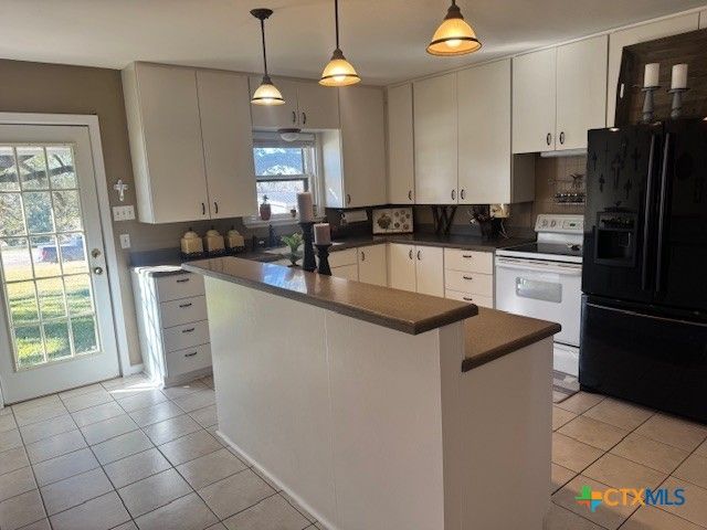 1011 E Main Street, Cuero, TX 77954