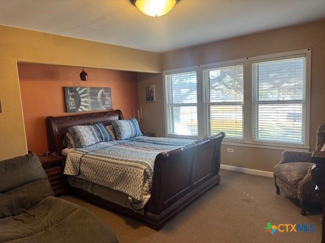 1011 E Main Street, Cuero, TX 77954