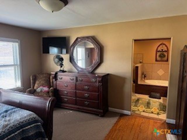 1011 E Main Street, Cuero, TX 77954