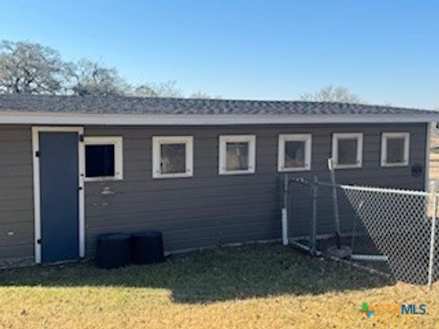 1011 E Main Street, Cuero, TX 77954