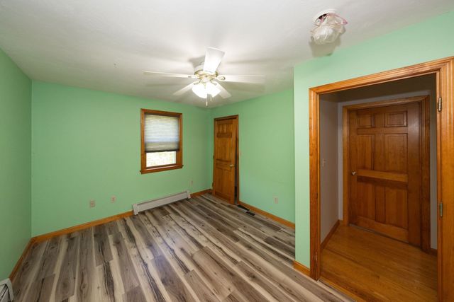152 Pierce Rd, West Brookfield, MA 01585