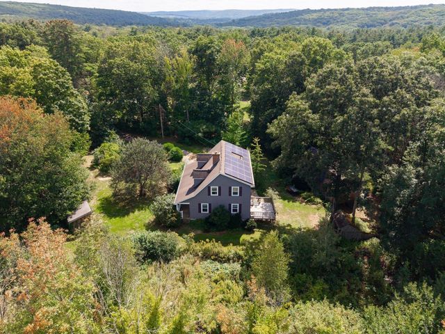 152 Pierce Rd, West Brookfield, MA 01585