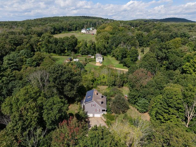 152 Pierce Rd, West Brookfield, MA 01585