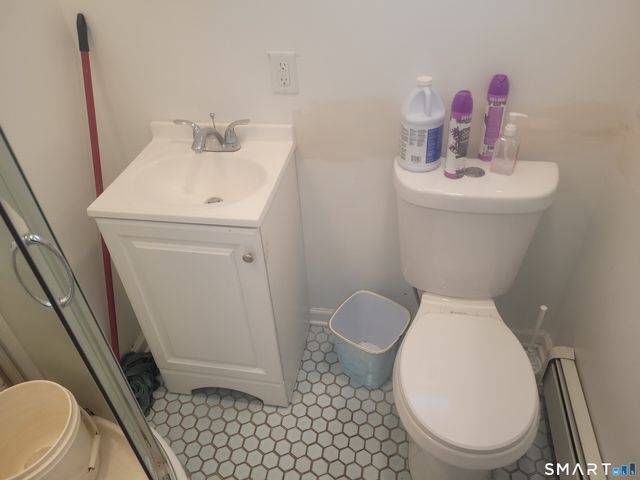 16 Greenwood Hill Street, Stamford, CT 06902