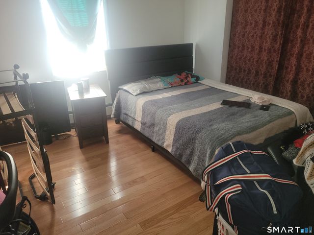 16 Greenwood Hill Street, Stamford, CT 06902