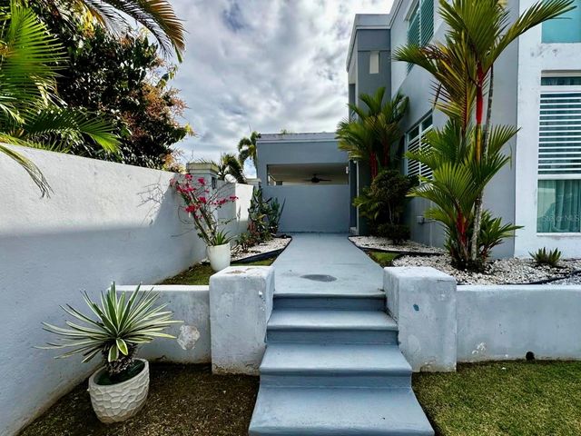 VIA PINTADA HACIENDA SAN JOSE, URB. LA ESTANCIA 140, Caguas, PR 00727