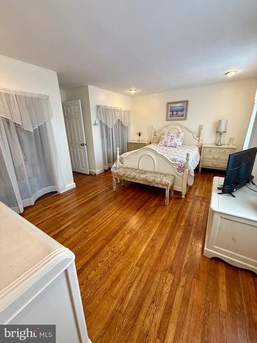 1449 CRESTON ST, Philadelphia, PA 19149