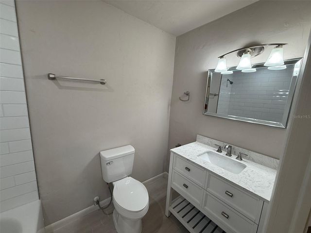4890 NW 20TH PLACE, Gainesville, FL 32605