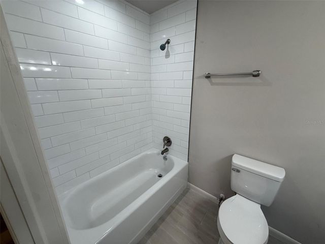 4890 NW 20TH PLACE, Gainesville, FL 32605