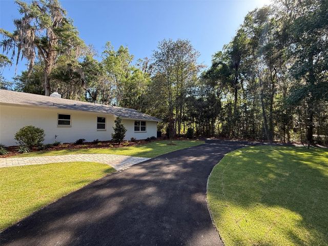 4890 NW 20TH PLACE, Gainesville, FL 32605
