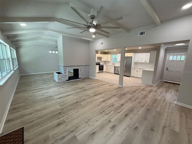 4890 NW 20TH PLACE, Gainesville, FL 32605