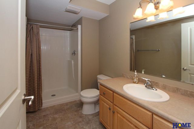 5335 Troon Drive, Lincoln, NE 68526