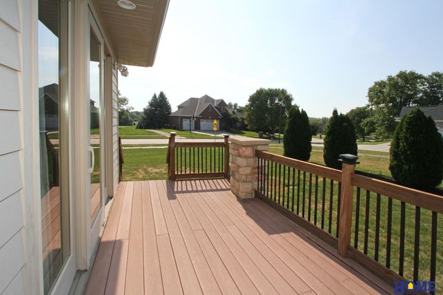 5335 Troon Drive, Lincoln, NE 68526