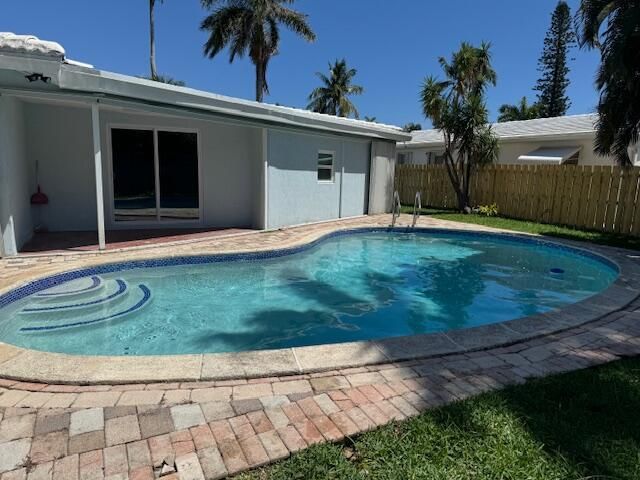 632 Las Palmas Park, Boynton Beach, FL 33435