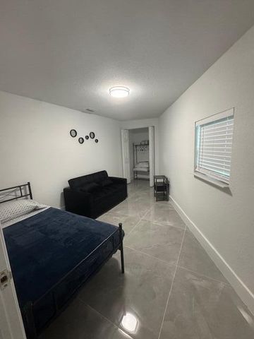 632 Las Palmas Park, Boynton Beach, FL 33435