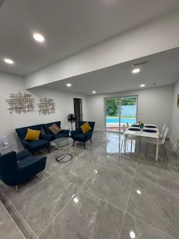 632 Las Palmas Park, Boynton Beach, FL 33435