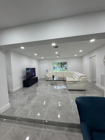 632 Las Palmas Park, Boynton Beach, FL 33435