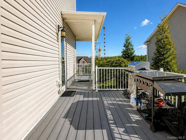 20 Tanyas Court, Monroe, NY 10950