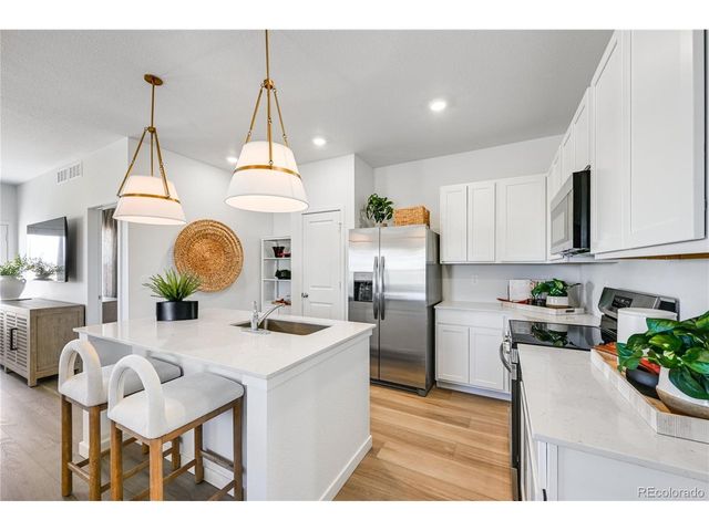 1662 Drumming Dr, Windsor, CO 80550