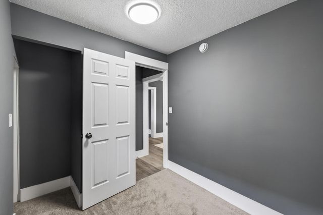1058 Arcade Street, Saint Paul, MN 55106