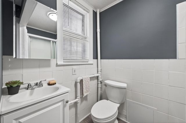 1058 Arcade Street, Saint Paul, MN 55106