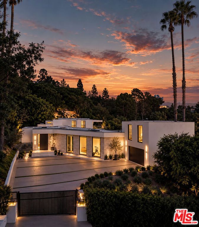 525 Arkell Drive, Beverly Hills, CA 90210 — exterior