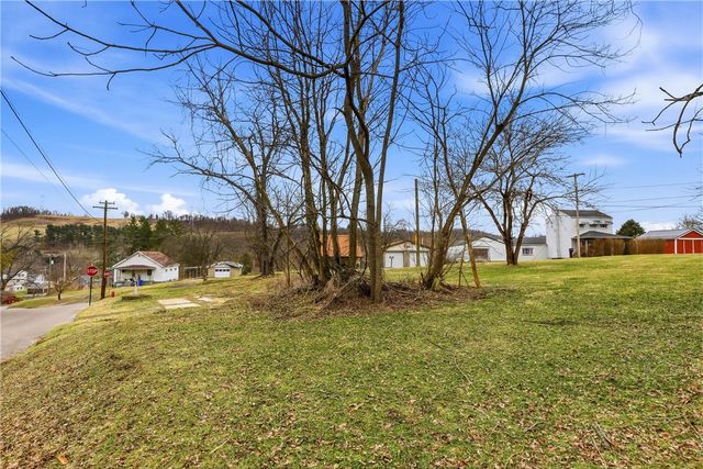 811 Wall St, North Fayette, PA 15057