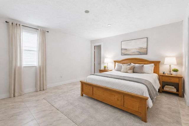 20407 Deer Run Road, Damon, TX 77430