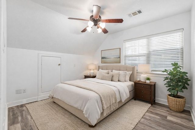 20407 Deer Run Road, Damon, TX 77430