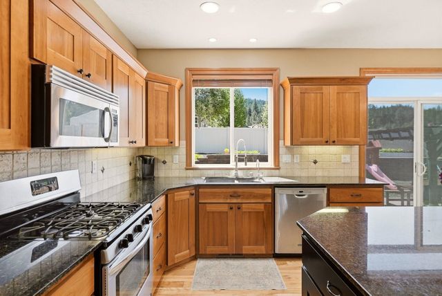 4429 S Williamson Ln, Spokane, WA 99223