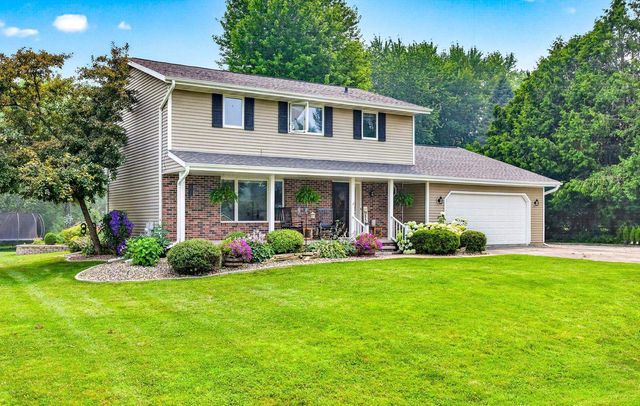 W7681 HILLWOOD COURT, Hortonville, WI 54944