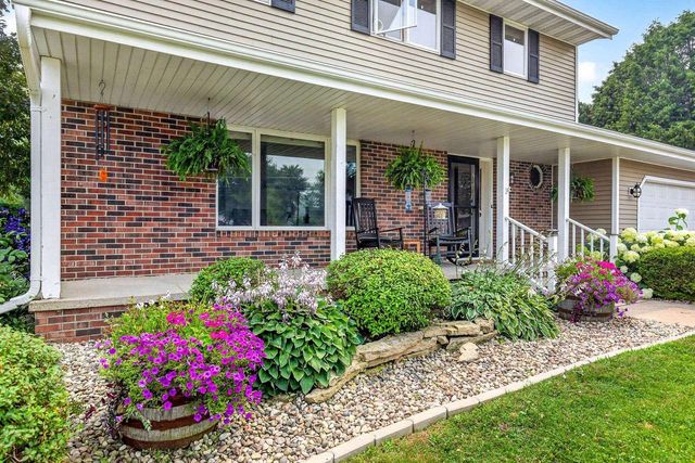 W7681 HILLWOOD COURT, Hortonville, WI 54944