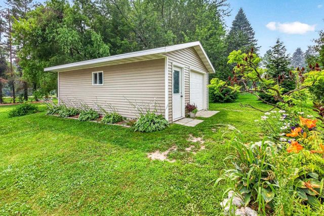 W7681 HILLWOOD COURT, Hortonville, WI 54944