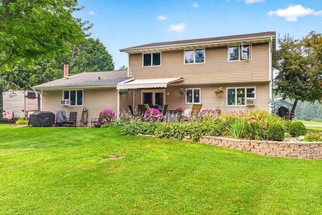 W7681 HILLWOOD COURT, Hortonville, WI 54944