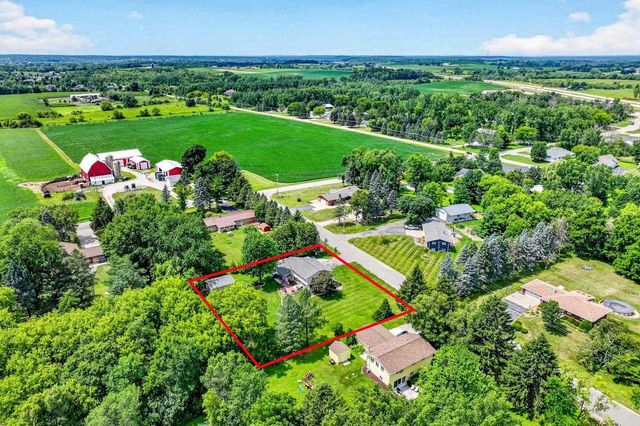 W7681 HILLWOOD COURT, Hortonville, WI 54944