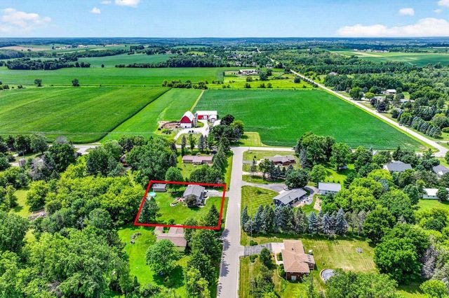 W7681 HILLWOOD COURT, Hortonville, WI 54944