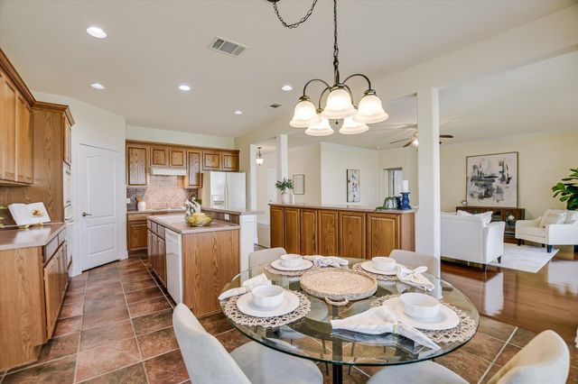 116 Travis DR, Georgetown, TX 78633