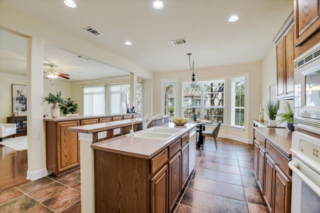 116 Travis DR, Georgetown, TX 78633