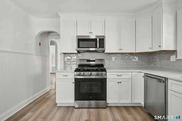 15 Whitmore Lane, Stamford, CT 06902