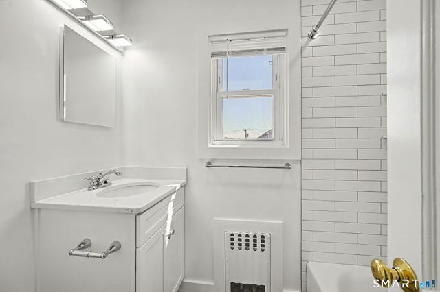 15 Whitmore Lane, Stamford, CT 06902