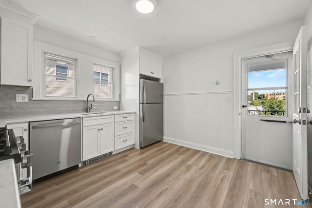 15 Whitmore Lane, Stamford, CT 06902