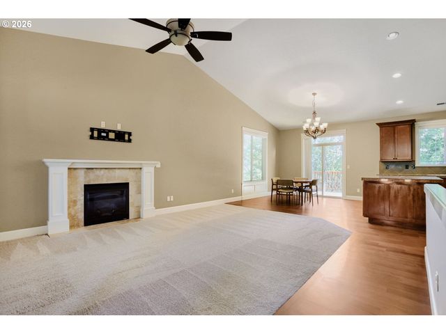 2020 SUNSET Ave, West Linn, OR 97068
